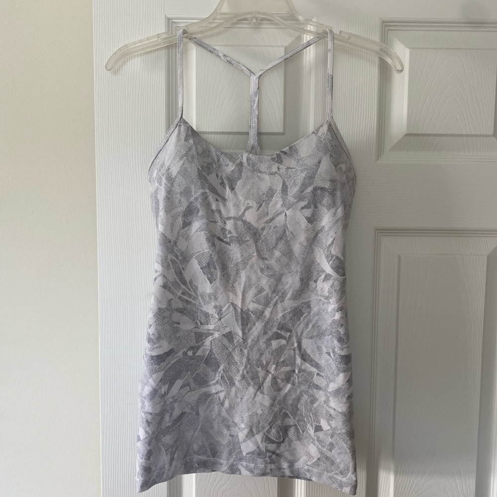 Lululemon power Y tank w built in shelf bra - Picture 1 of 5
